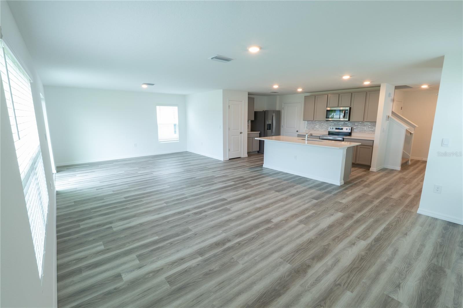 Image 24 of 27 For 4409 Sand Dollar Way
