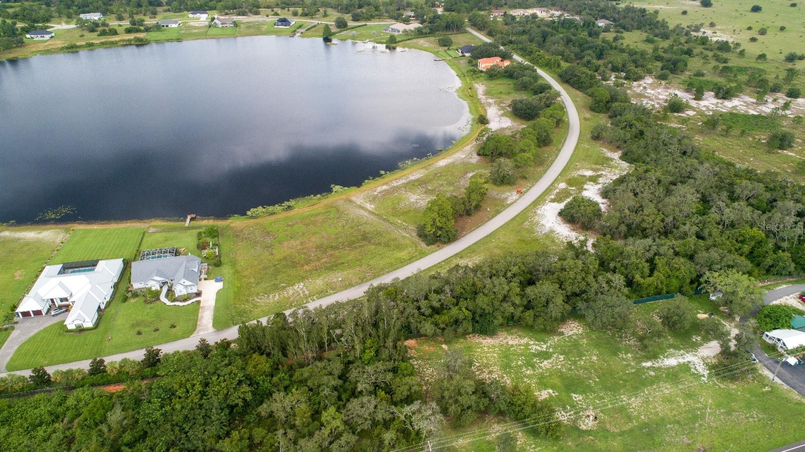 Image 2 of 7 For 5036 Lake Regency Drive