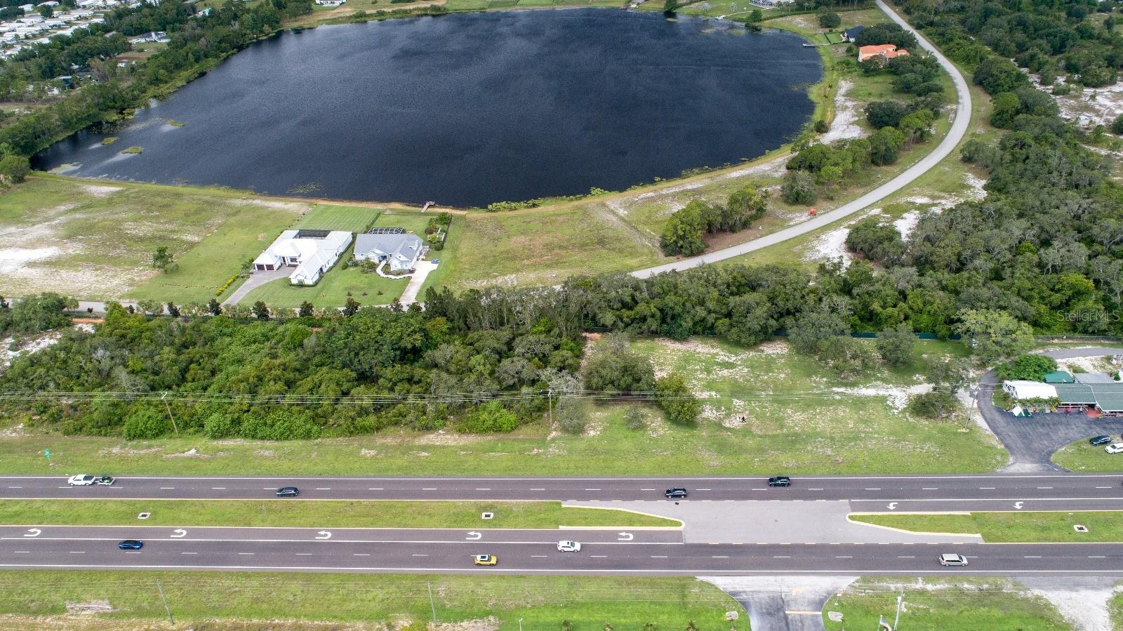 Image 4 of 7 For 5036 Lake Regency Drive