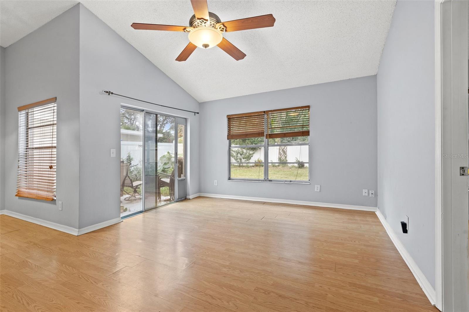 Image 3 of 16 For 12808 Dunhill Drive