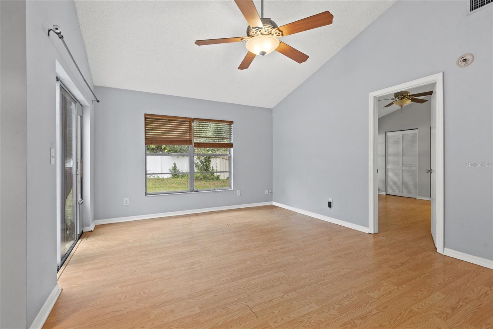 Image 5 of 16 For 12808 Dunhill Drive