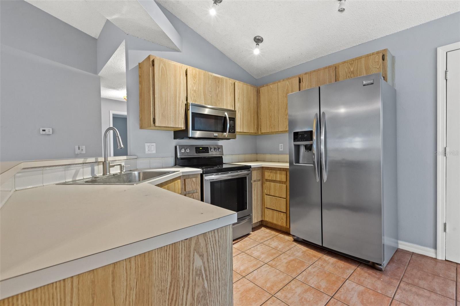 Image 7 of 16 For 12808 Dunhill Drive