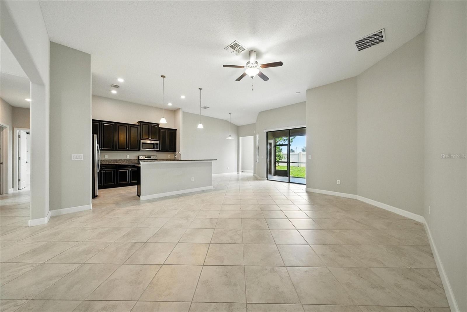 Image 19 of 53 For 9864 Smarty Jones Drive