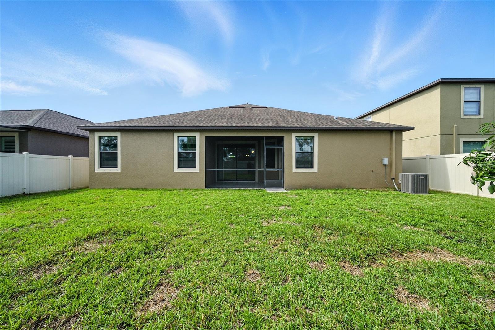 Image 6 of 53 For 9864 Smarty Jones Drive