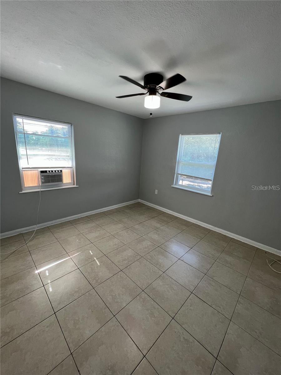 Image 4 of 9 For 16 Highland Avenue 4