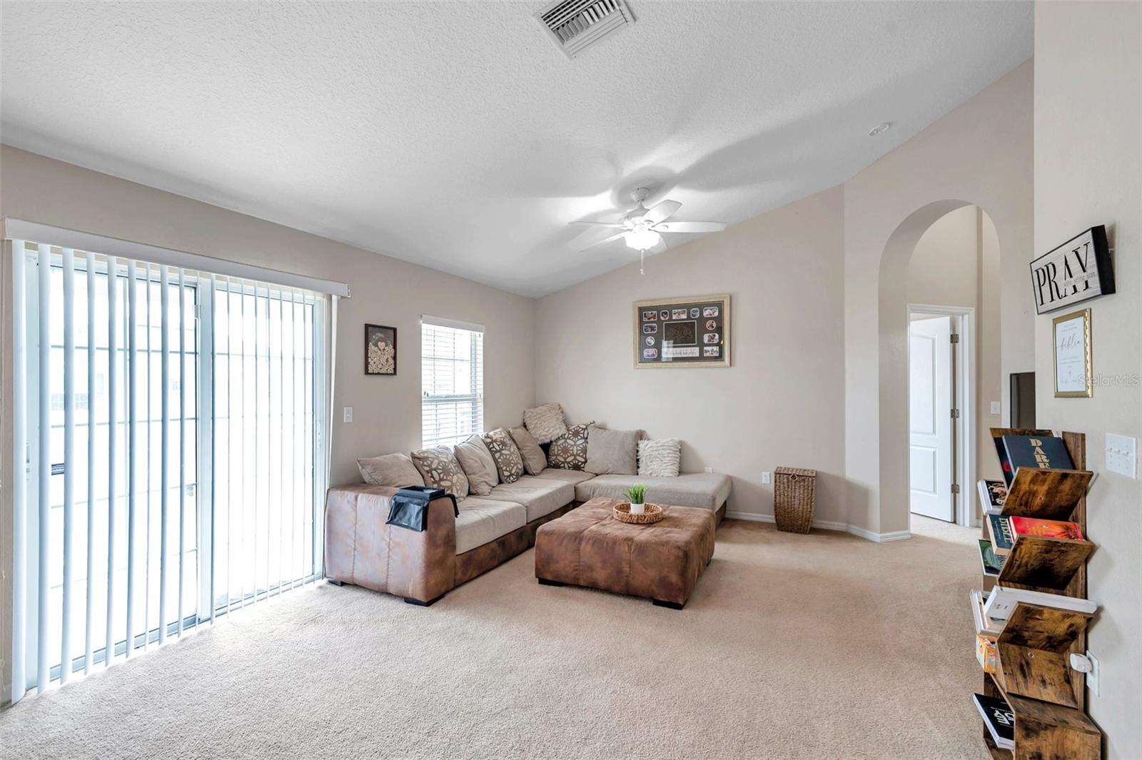 Image 20 of 60 For 746 Ashentree Drive