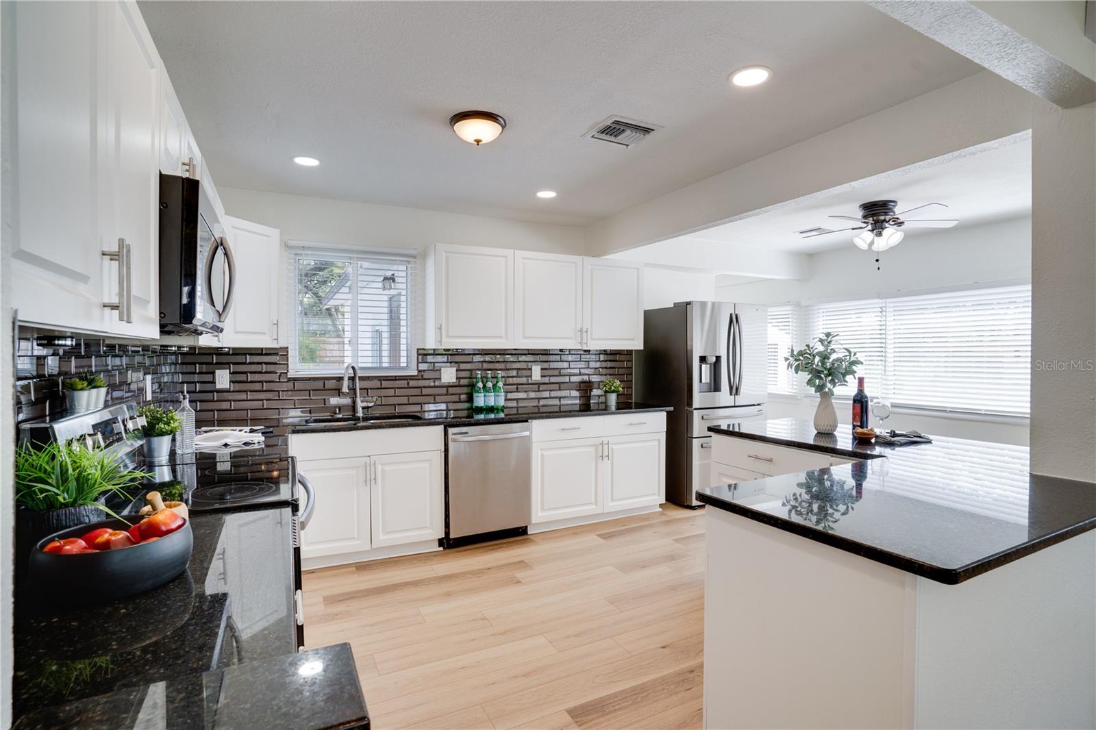 Listing photo id 9 for 6181 84th Avenue N