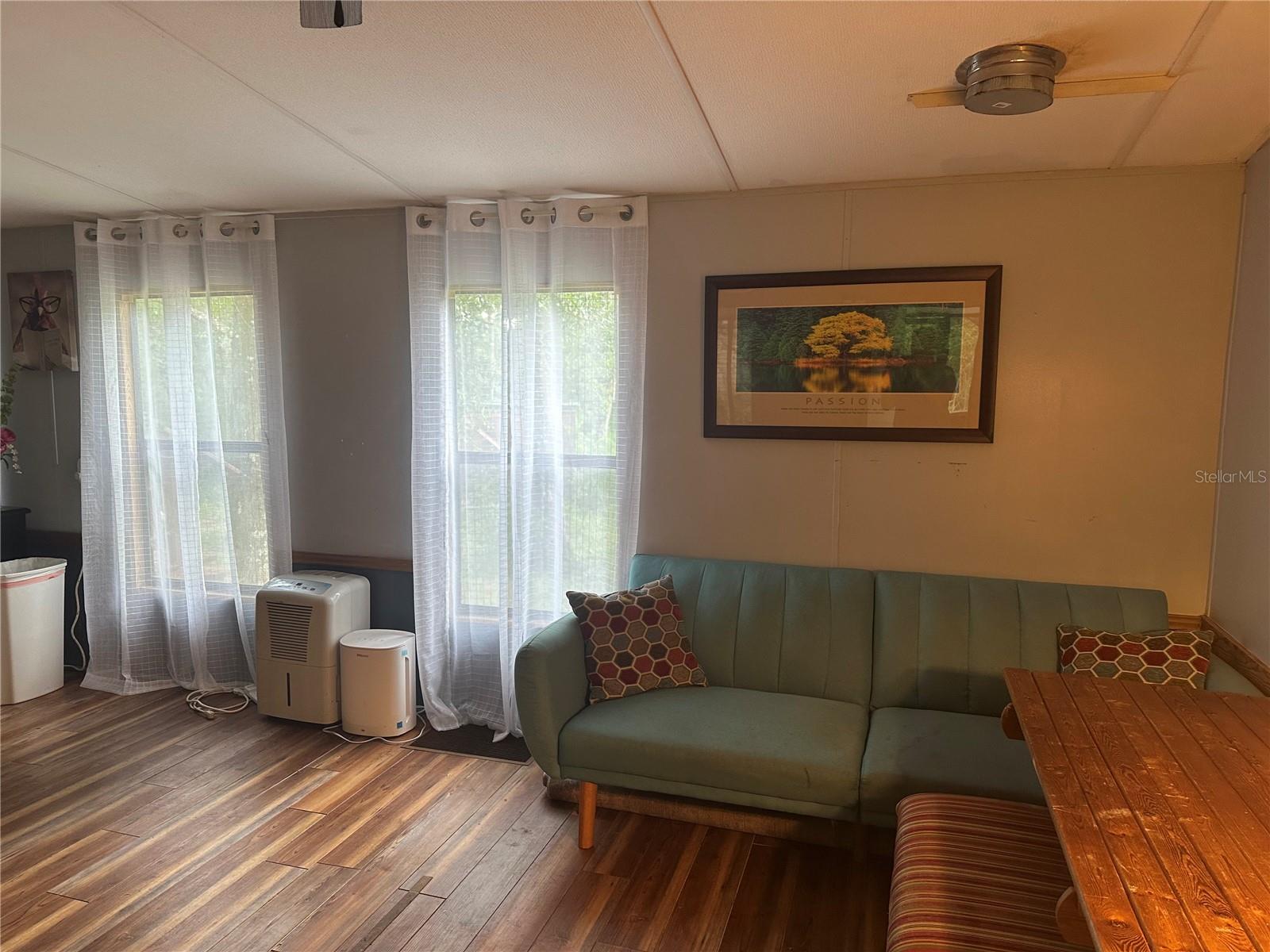 Listing photo id 4 for 14347 Old Hunter Road