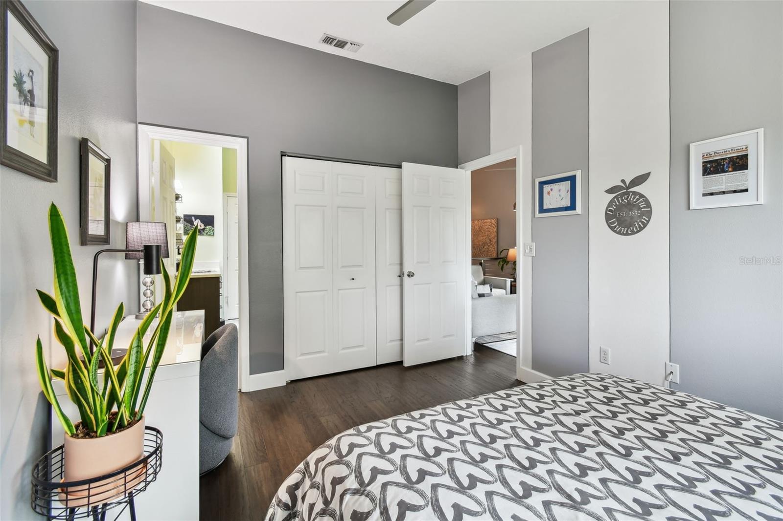 Image 41 of 56 For 549 Walden Court