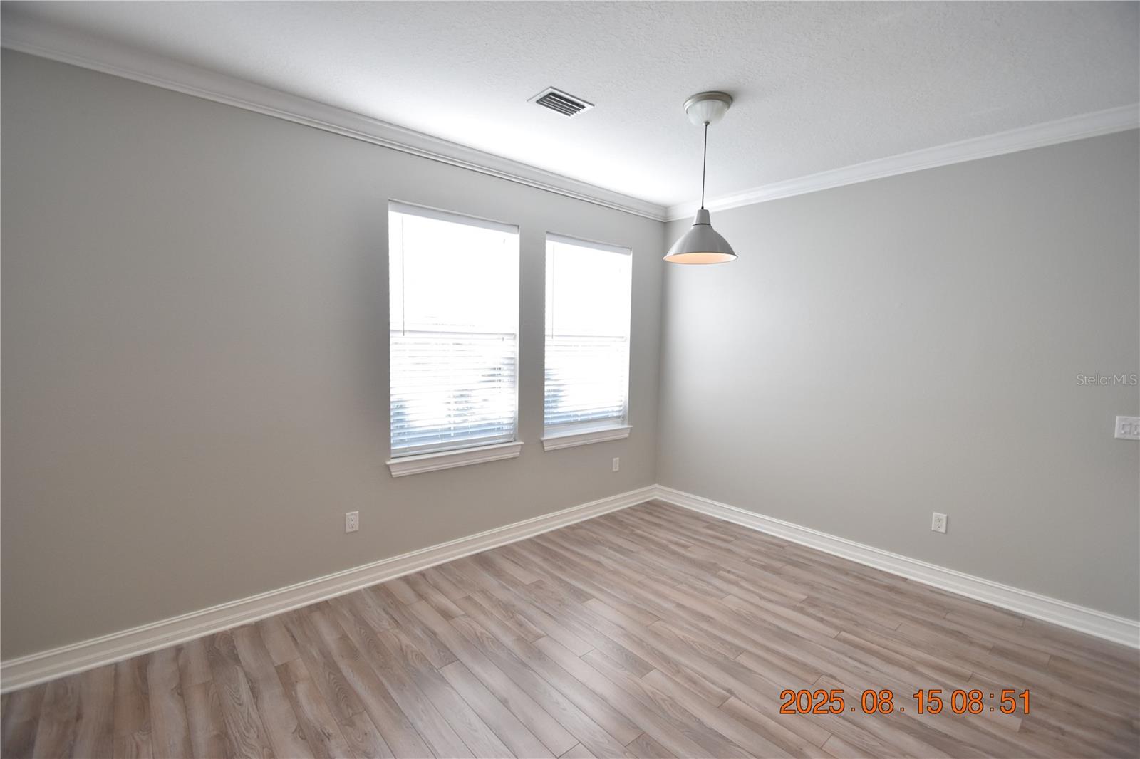 Image 15 of 54 For 6921 Interbay Boulevard 3