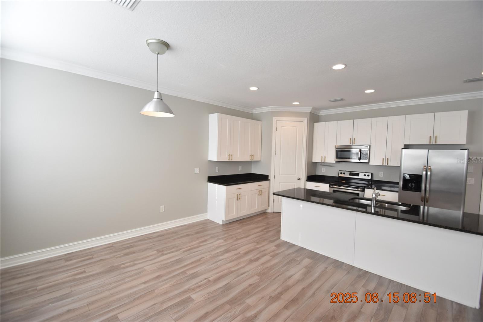 Image 18 of 54 For 6921 Interbay Boulevard 3