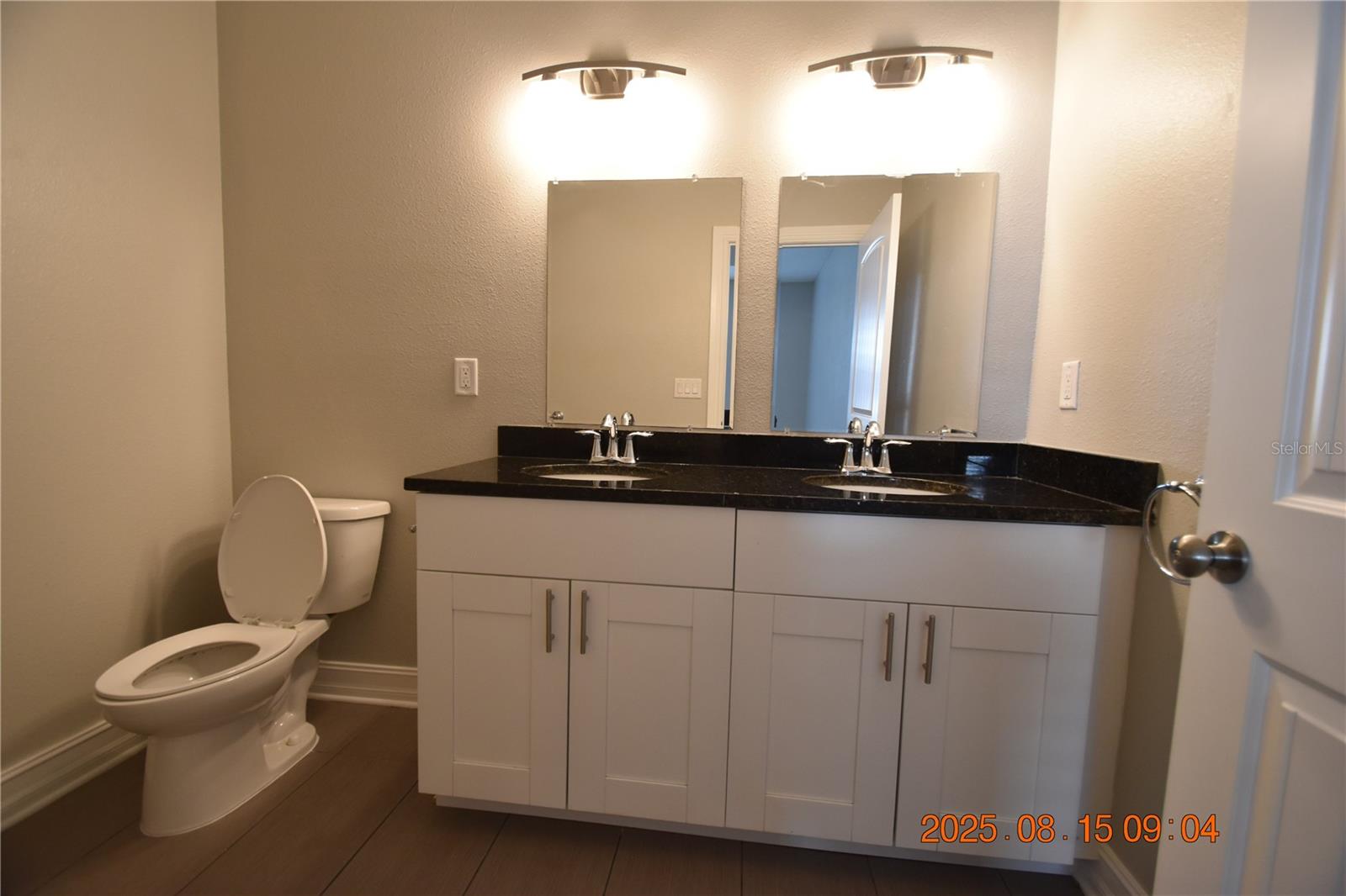Image 36 of 54 For 6921 Interbay Boulevard 3
