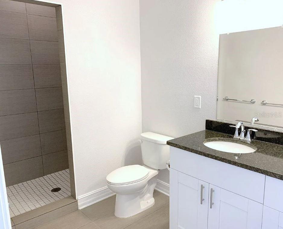 Image 8 of 10 For 6921 Interbay Boulevard 3