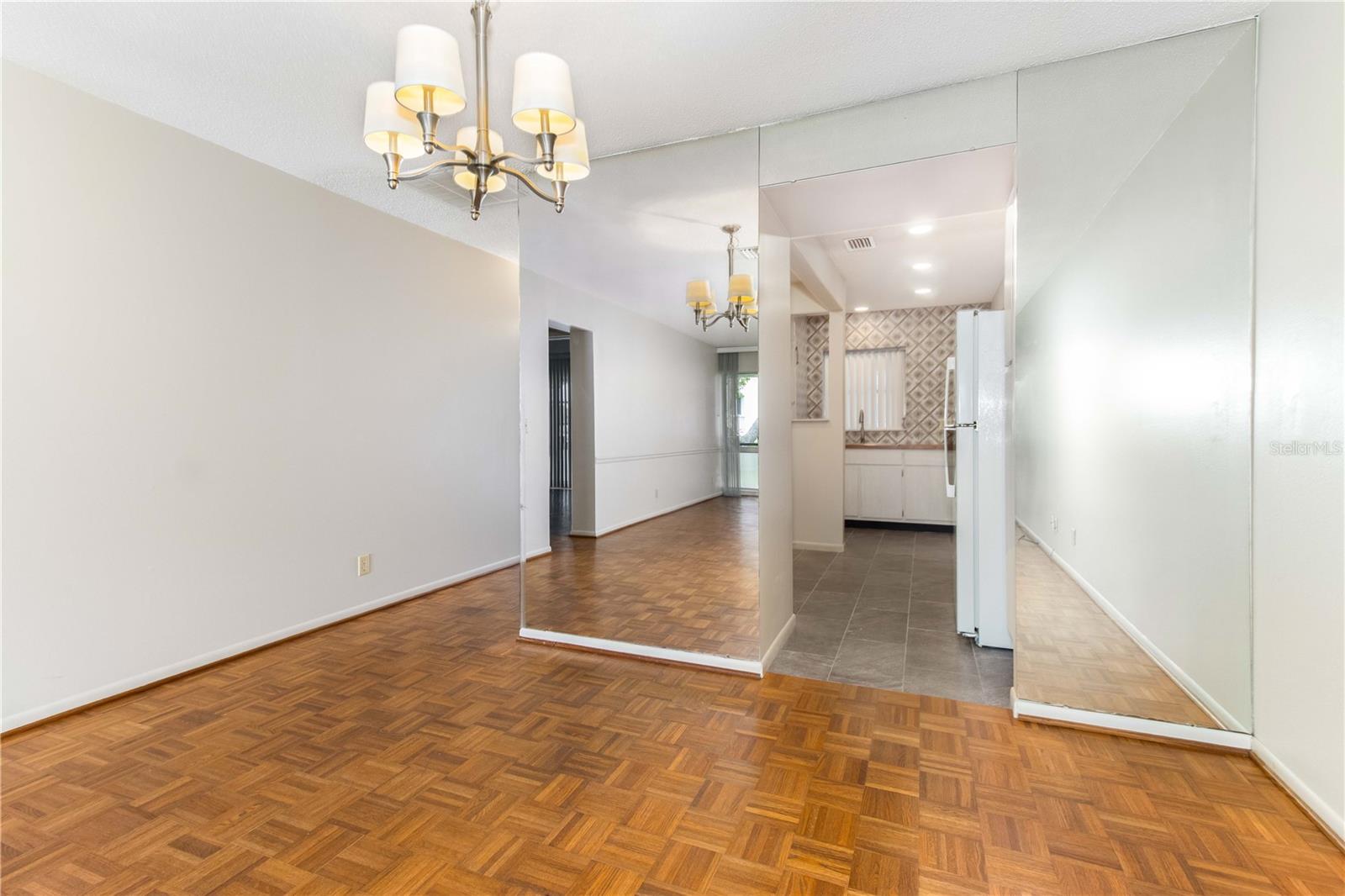 Image 17 of 65 For 2950 West Bay Drive B5