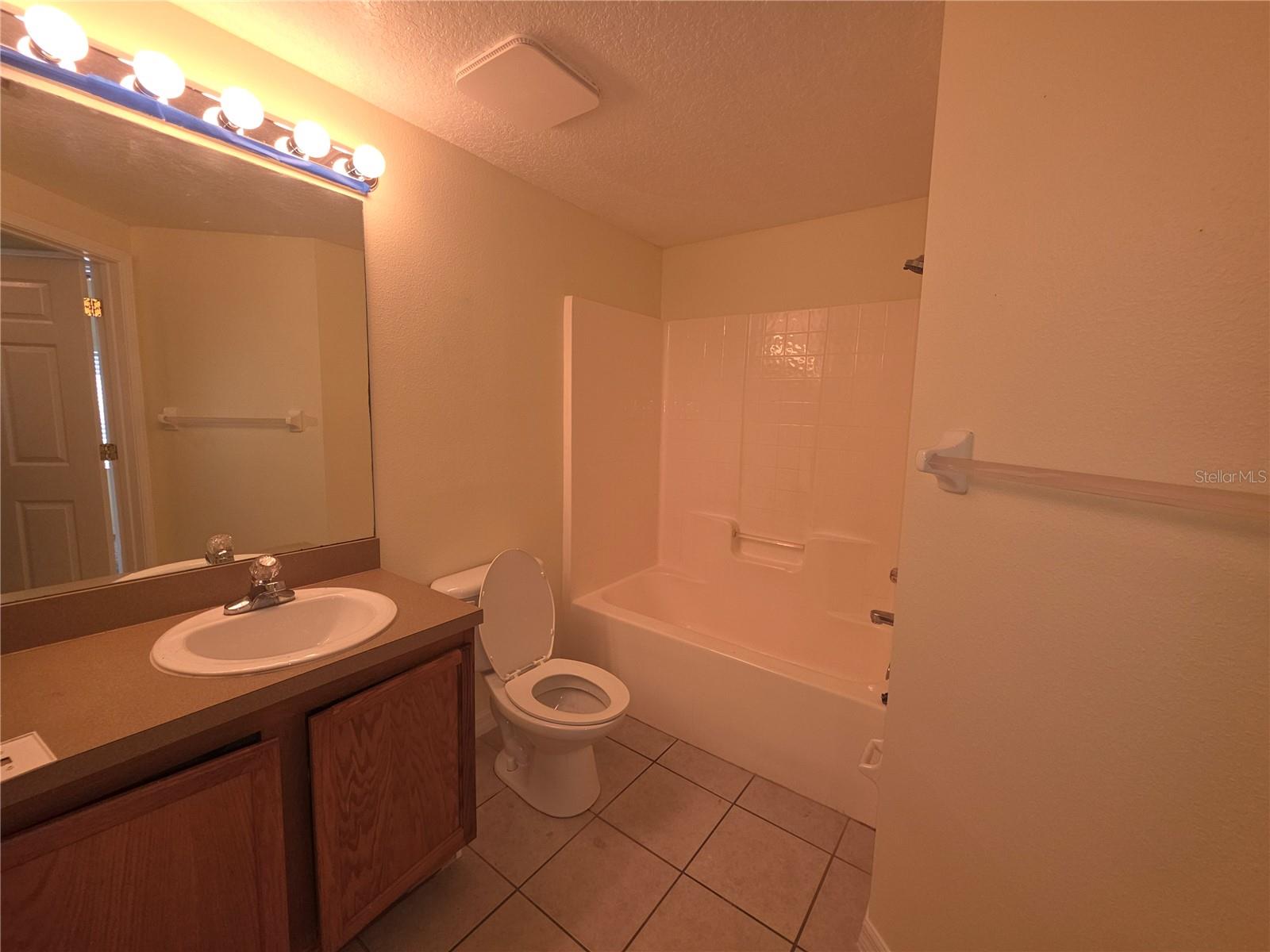 Image 16 of 17 For 6446 Cypressdale Drive 102