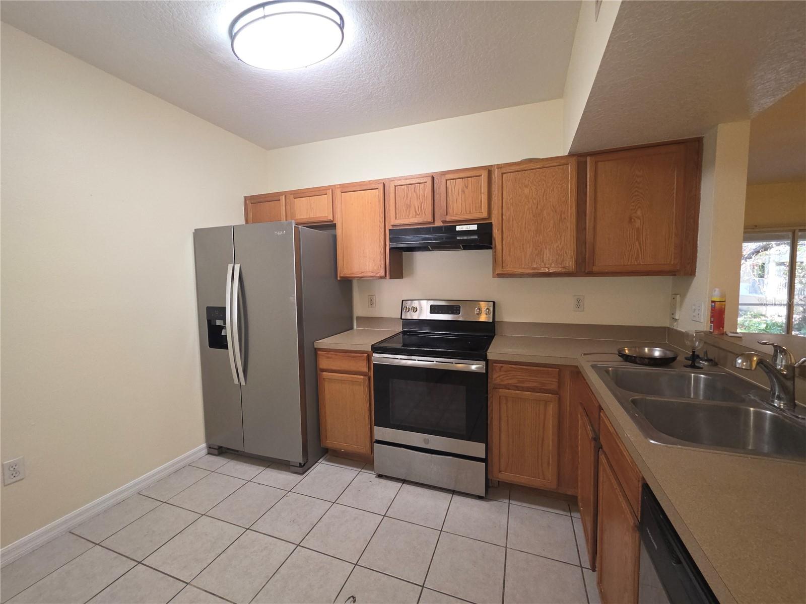 Image 5 of 17 For 6446 Cypressdale Drive 102