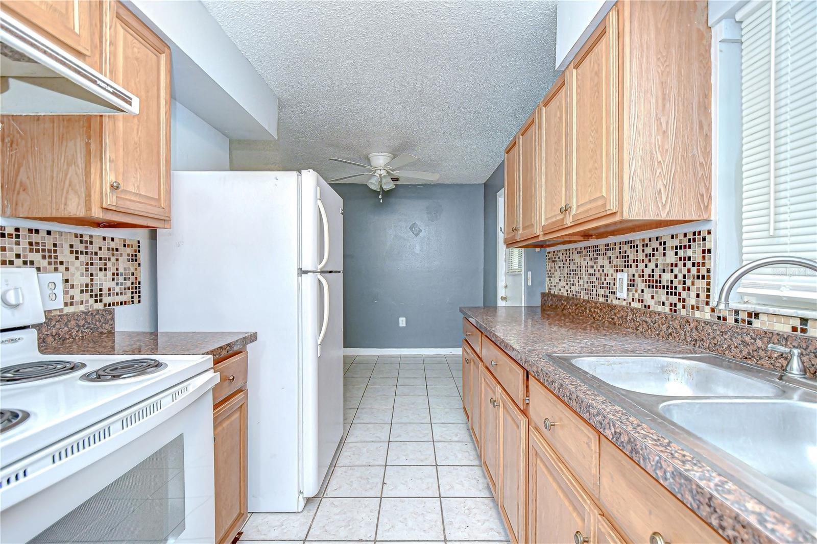 Image 15 of 47 For 37740 Waverly Avenue