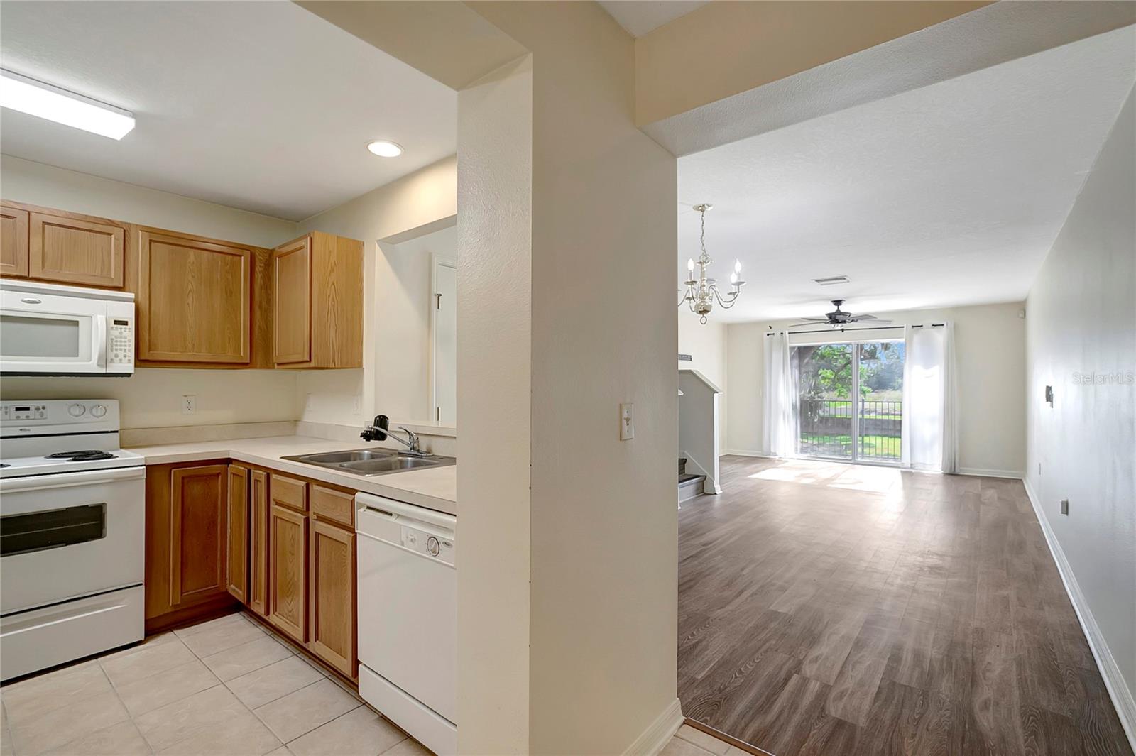Image 11 of 32 For 6842 Dartmouth Hill Street