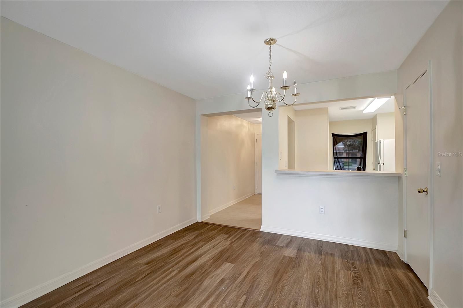 Image 18 of 32 For 6842 Dartmouth Hill Street