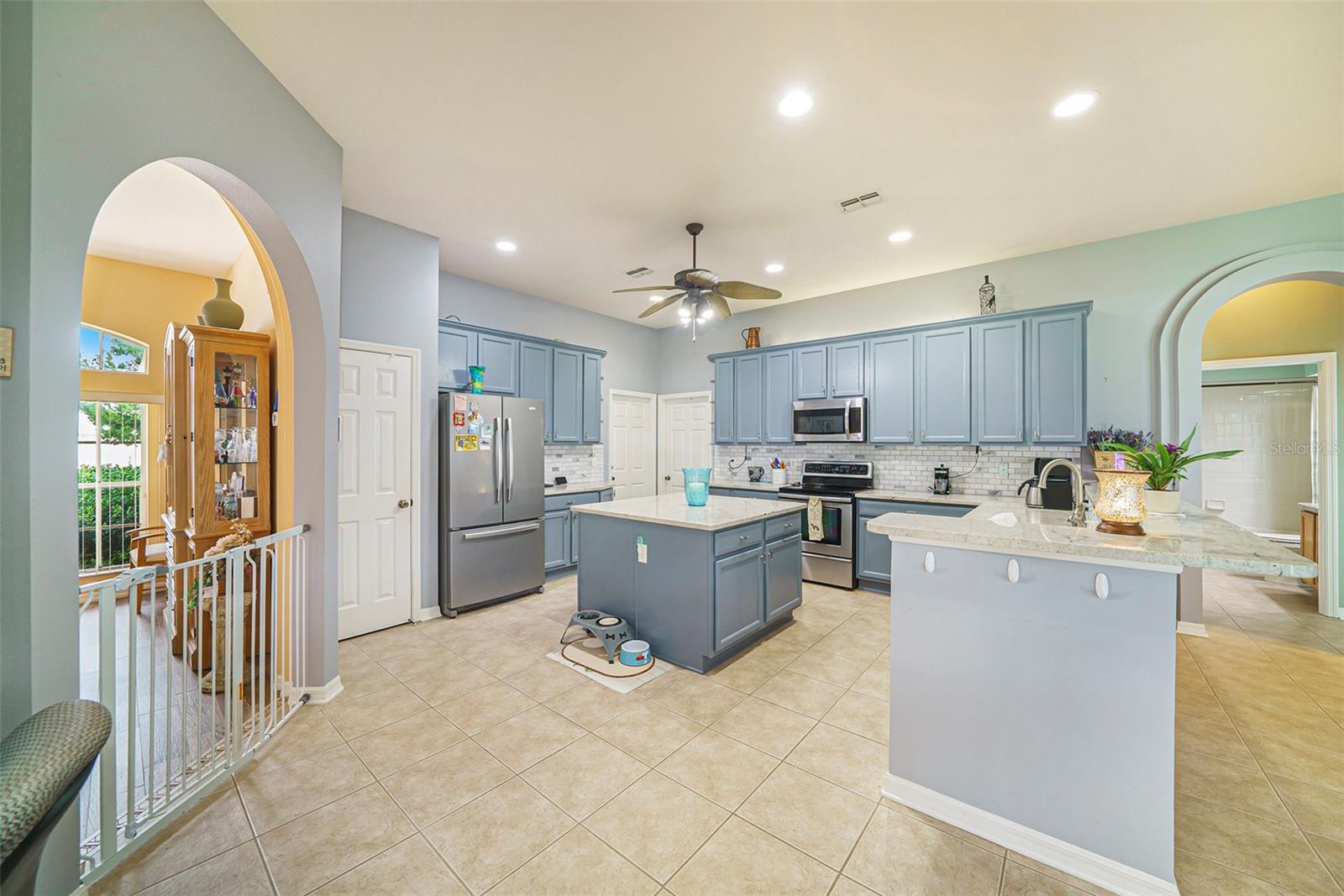 Image 11 of 29 For 14172 Segovia Street