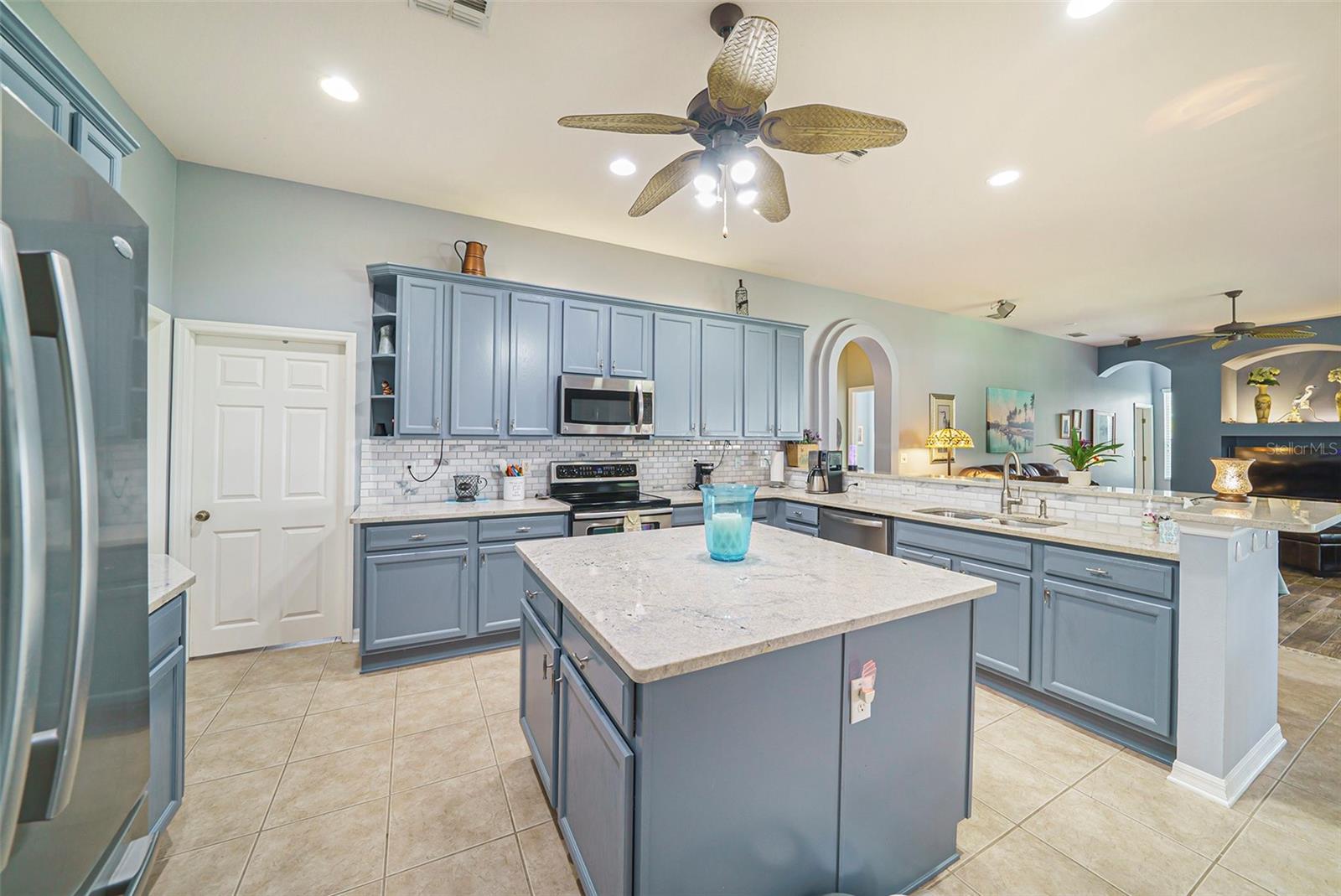 Image 12 of 29 For 14172 Segovia Street