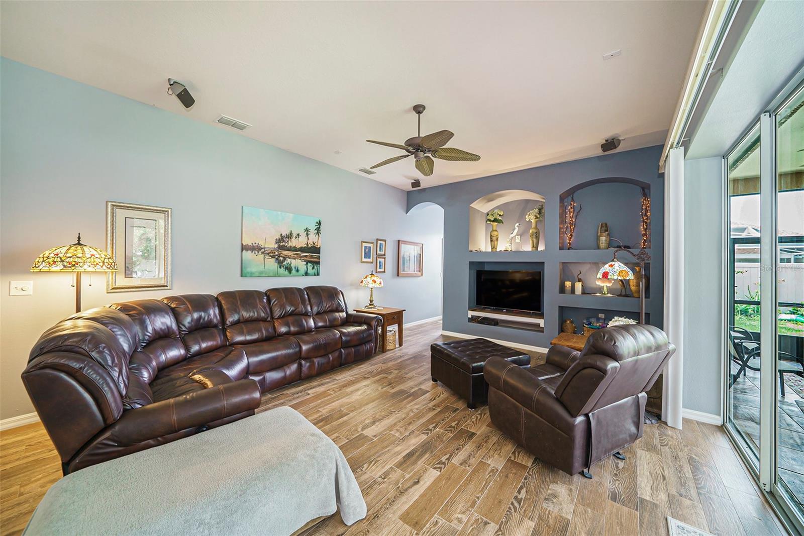 Image 14 of 29 For 14172 Segovia Street