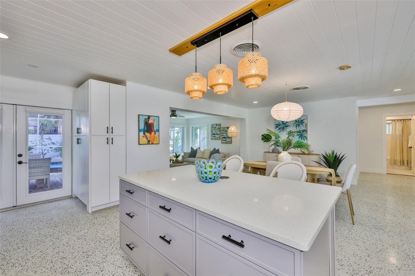 Image 11 of 56 For 4817 Trade Winds Drive S