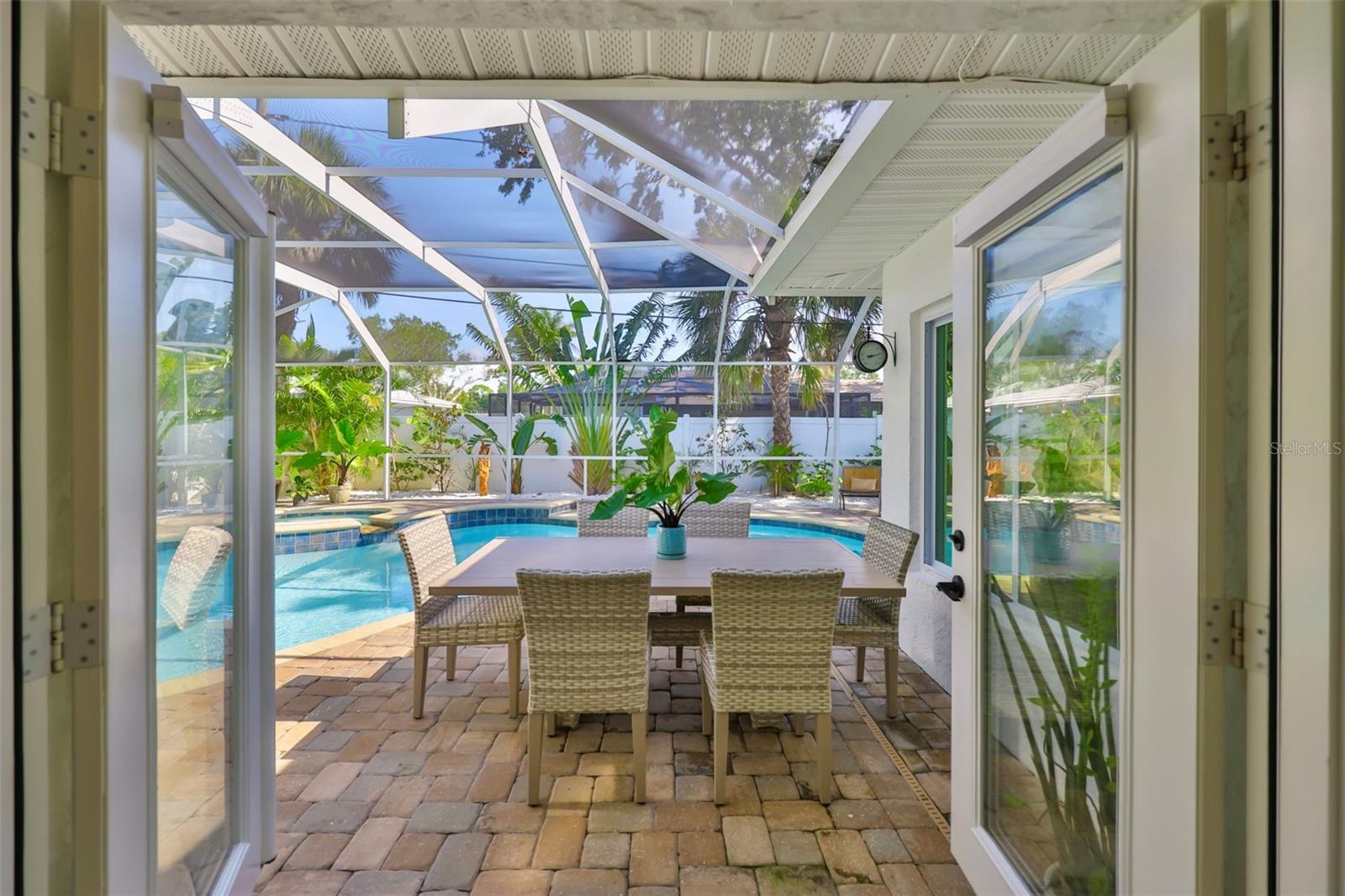 Image 26 of 56 For 4817 Trade Winds Drive S