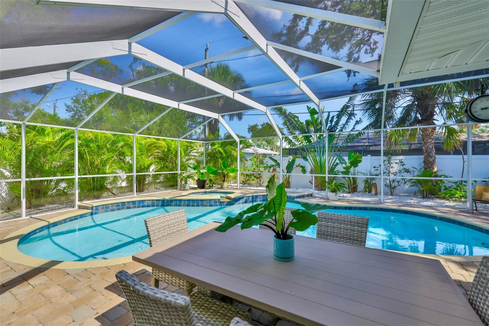 Image 28 of 56 For 4817 Trade Winds Drive S