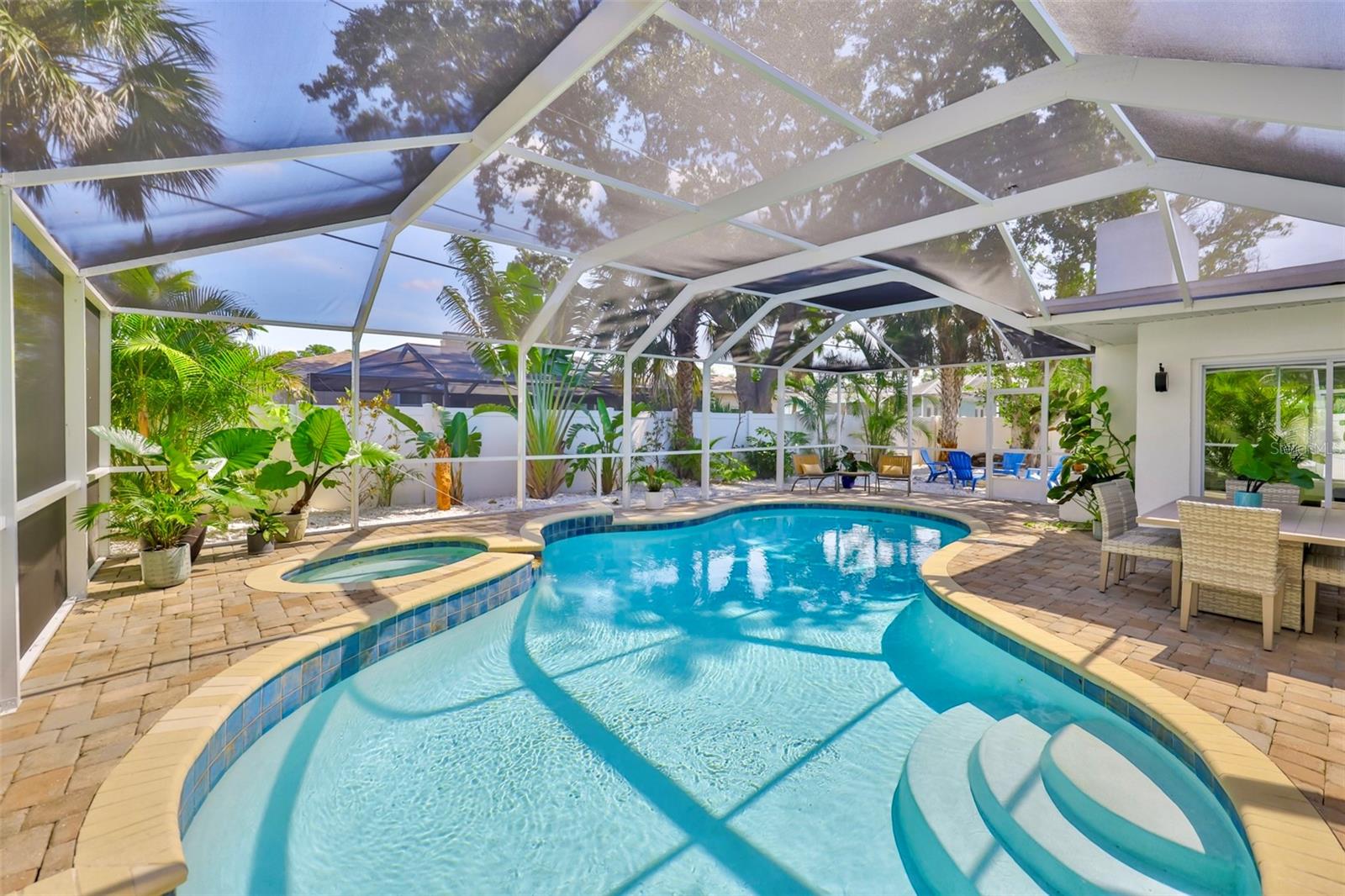 Image 29 of 56 For 4817 Trade Winds Drive S