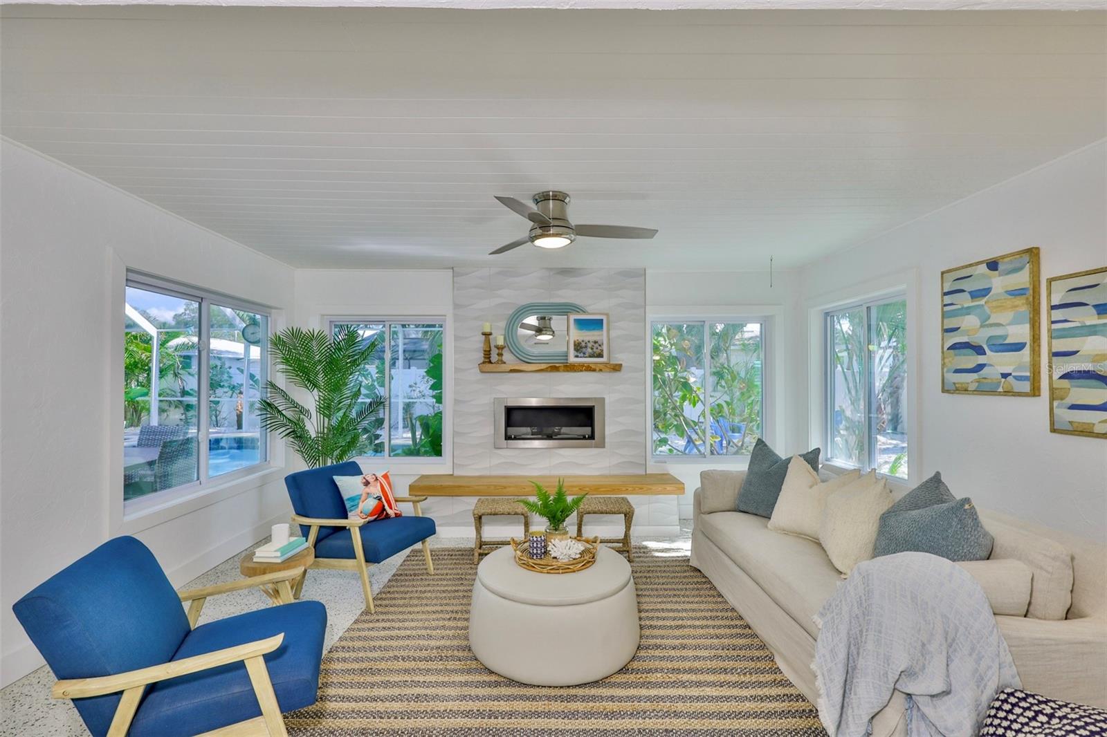 Image 4 of 56 For 4817 Trade Winds Drive S