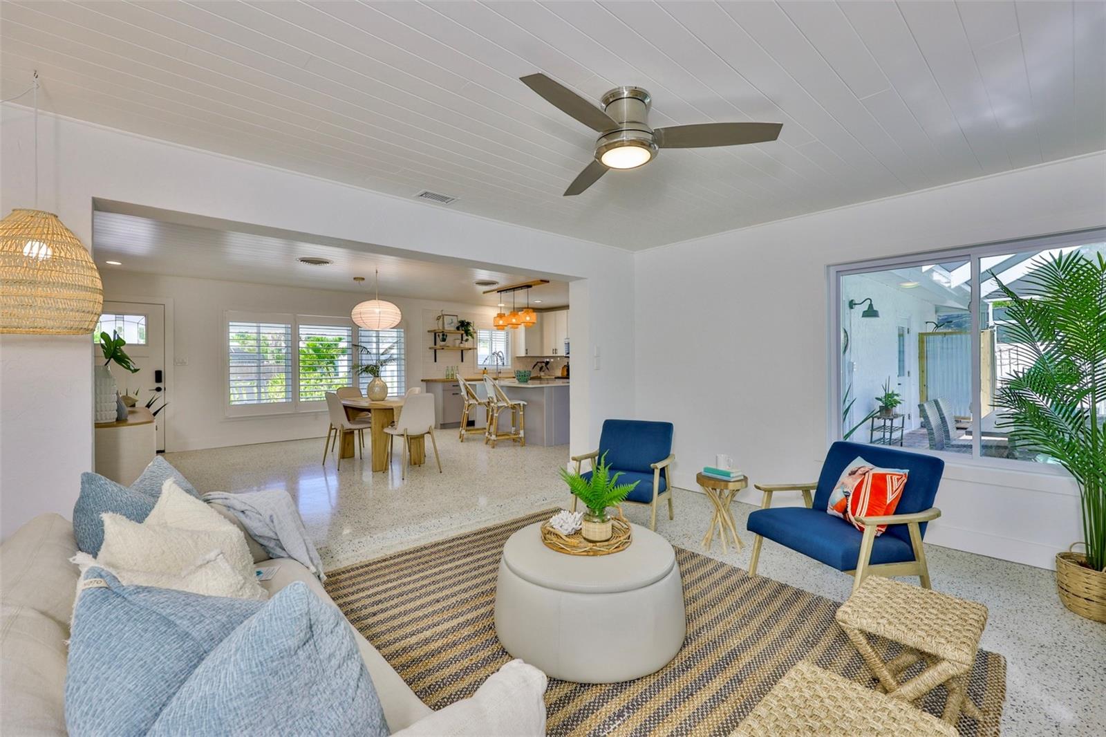 Image 5 of 56 For 4817 Trade Winds Drive S