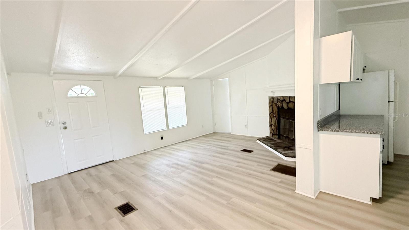 Image 4 of 25 For 4234 Cheri Drive