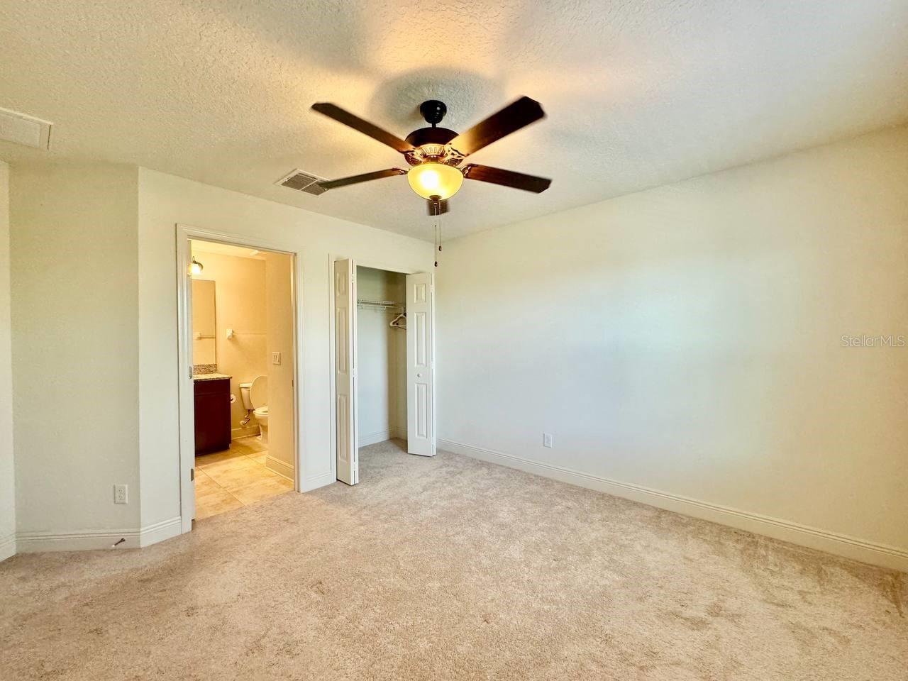 Image 31 of 53 For 19502 Sea Myrtle Way