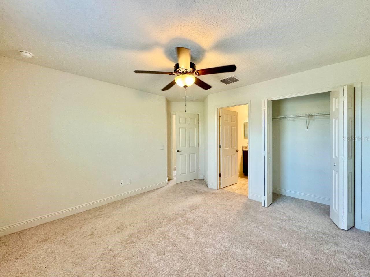 Image 32 of 53 For 19502 Sea Myrtle Way