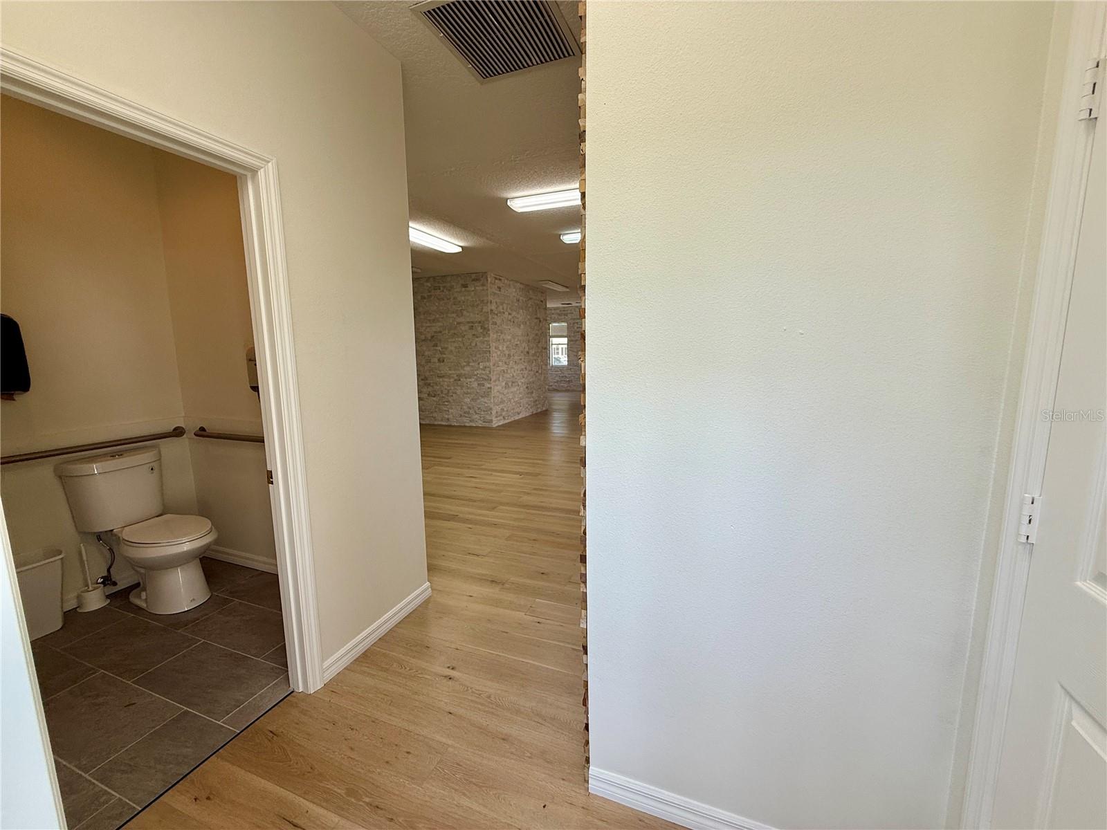 Image 12 of 24 For 4426 5th Street W