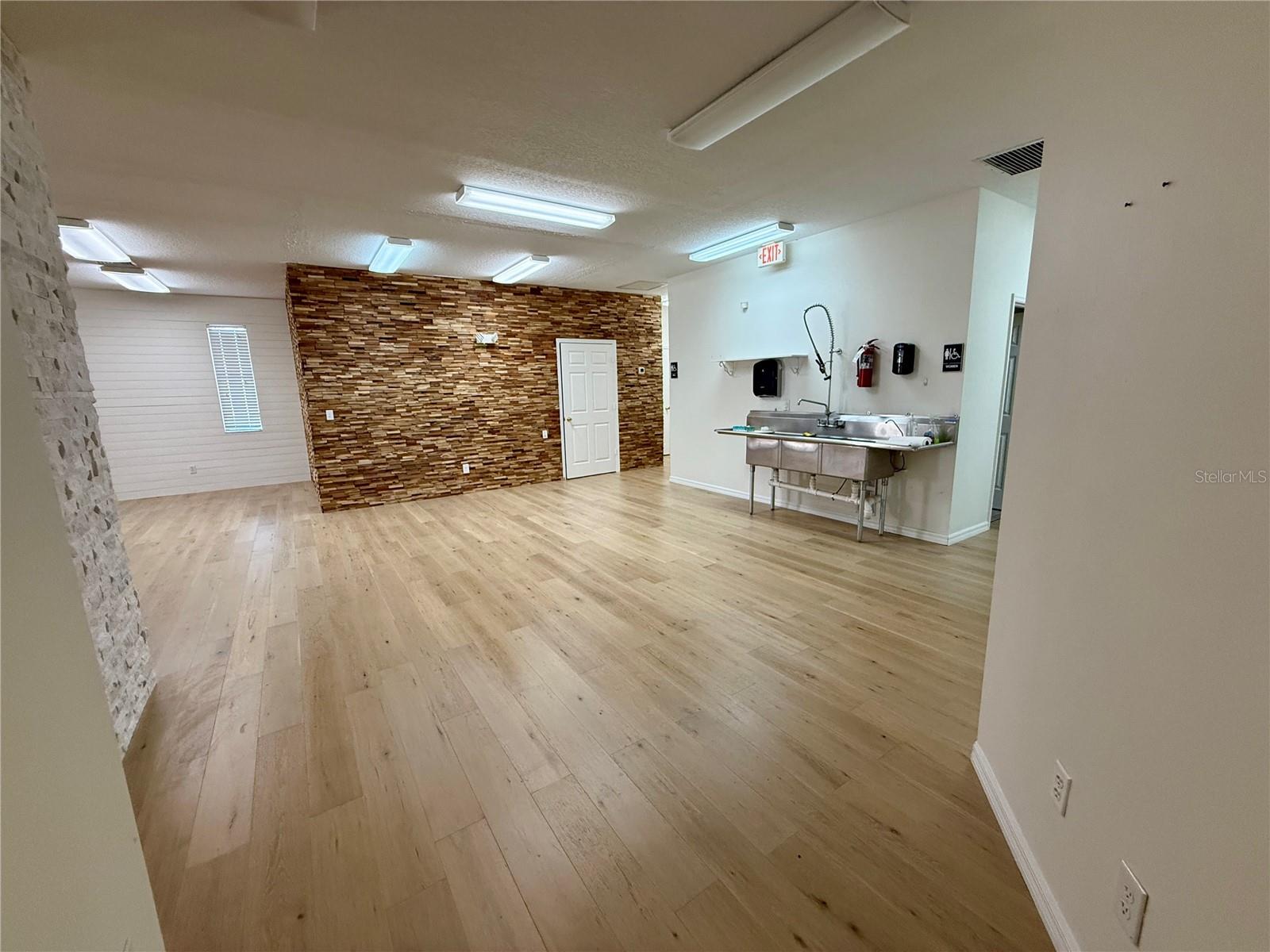 Image 13 of 24 For 4426 5th Street W