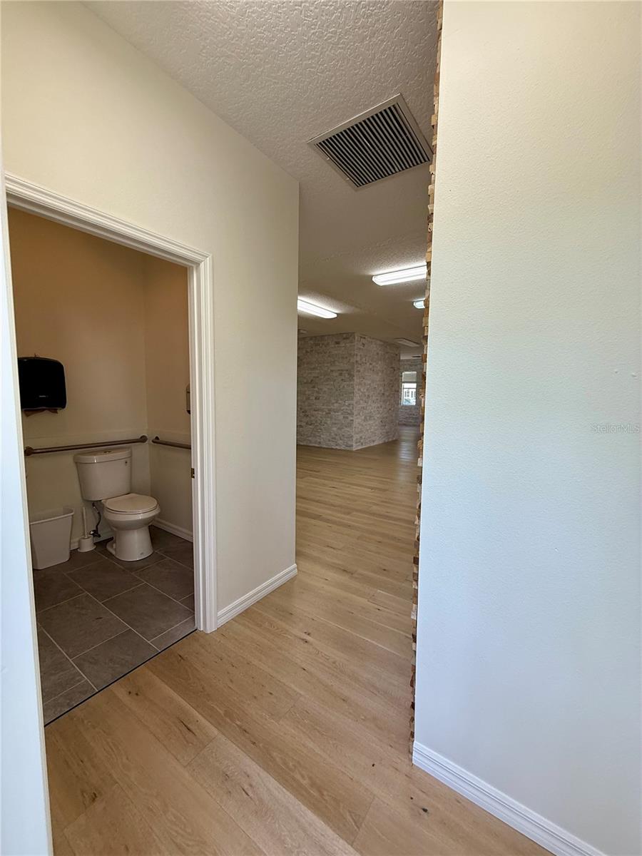 Image 19 of 24 For 4426 5th Street W