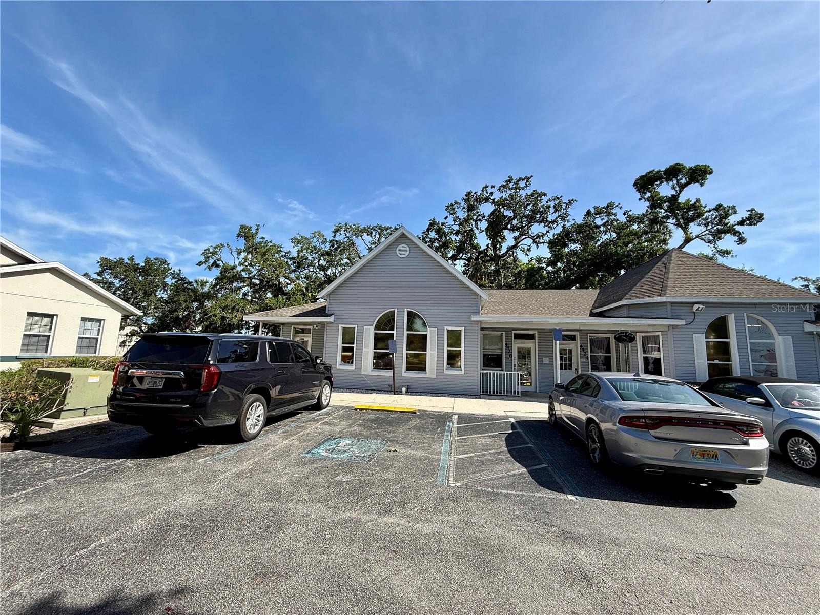 Image 3 of 24 For 4426 5th Street W