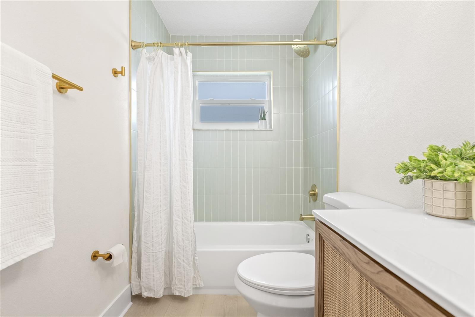 Image 19 of 34 For 8832 90th Way