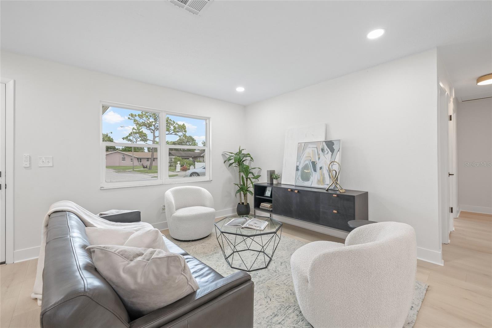 Image 3 of 34 For 8832 90th Way
