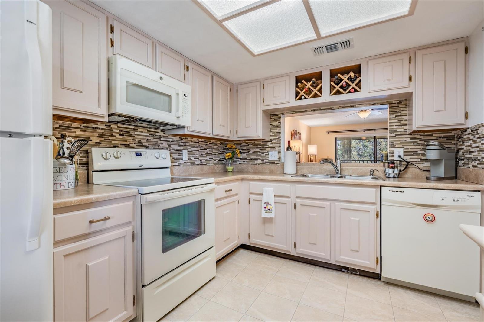 Image 13 of 31 For 3610 Magnolia Ridge Circle 1322