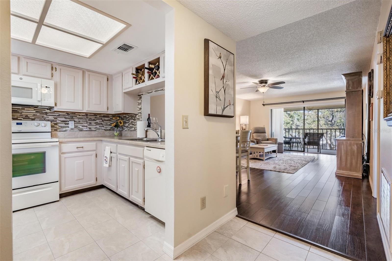 Image 9 of 31 For 3610 Magnolia Ridge Circle 1322