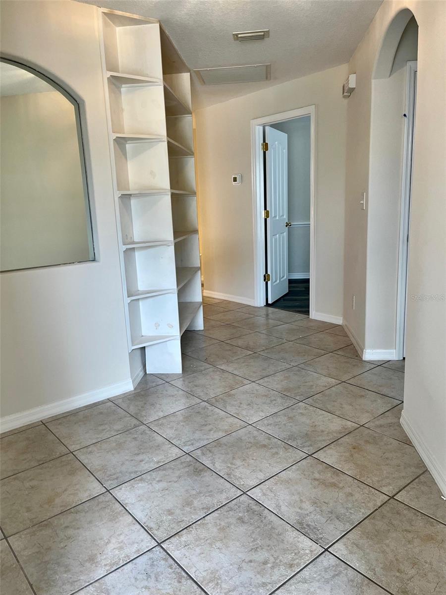 Image 11 of 18 For 2515 Leroy Street
