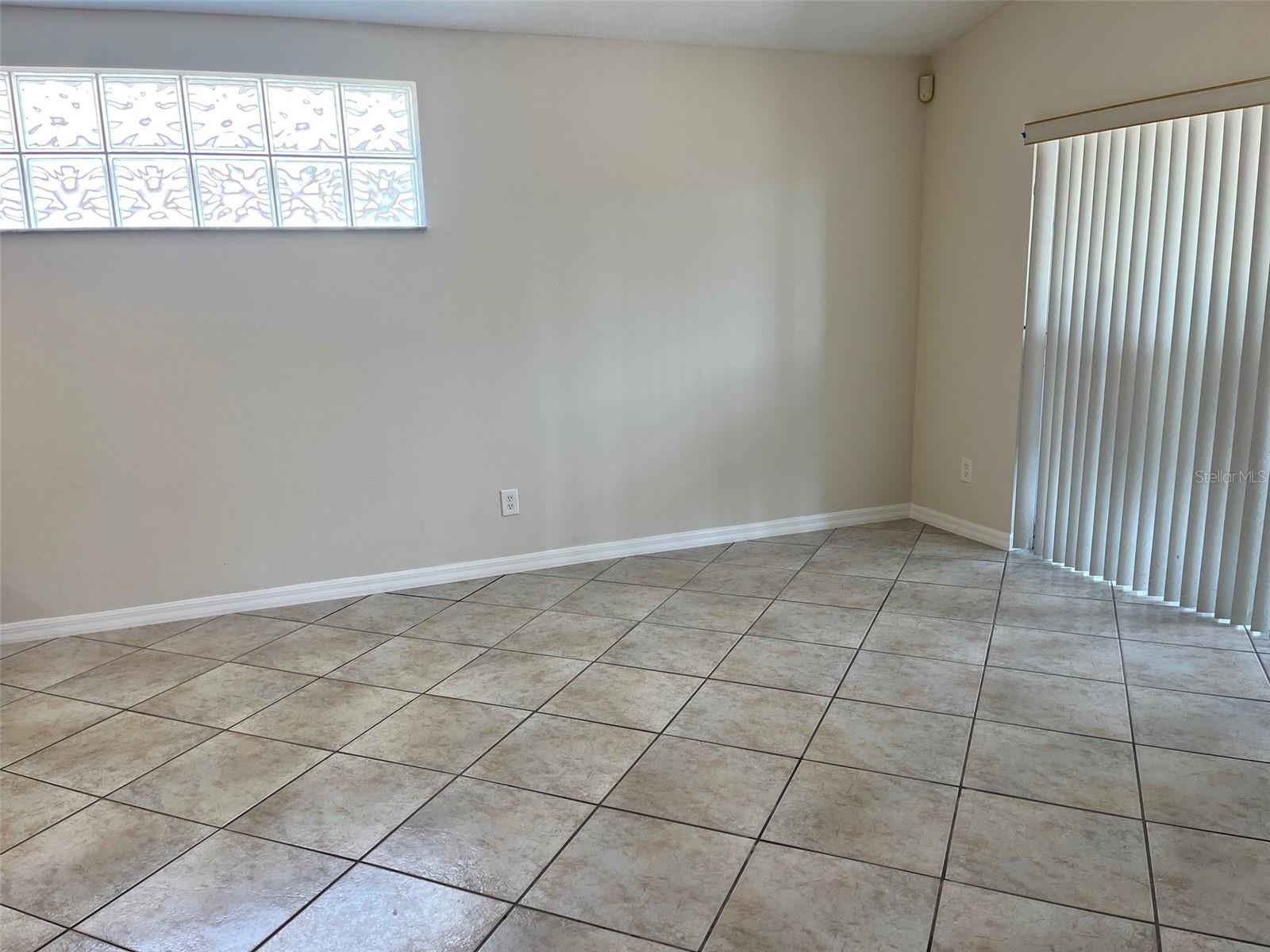 Image 9 of 18 For 2515 Leroy Street