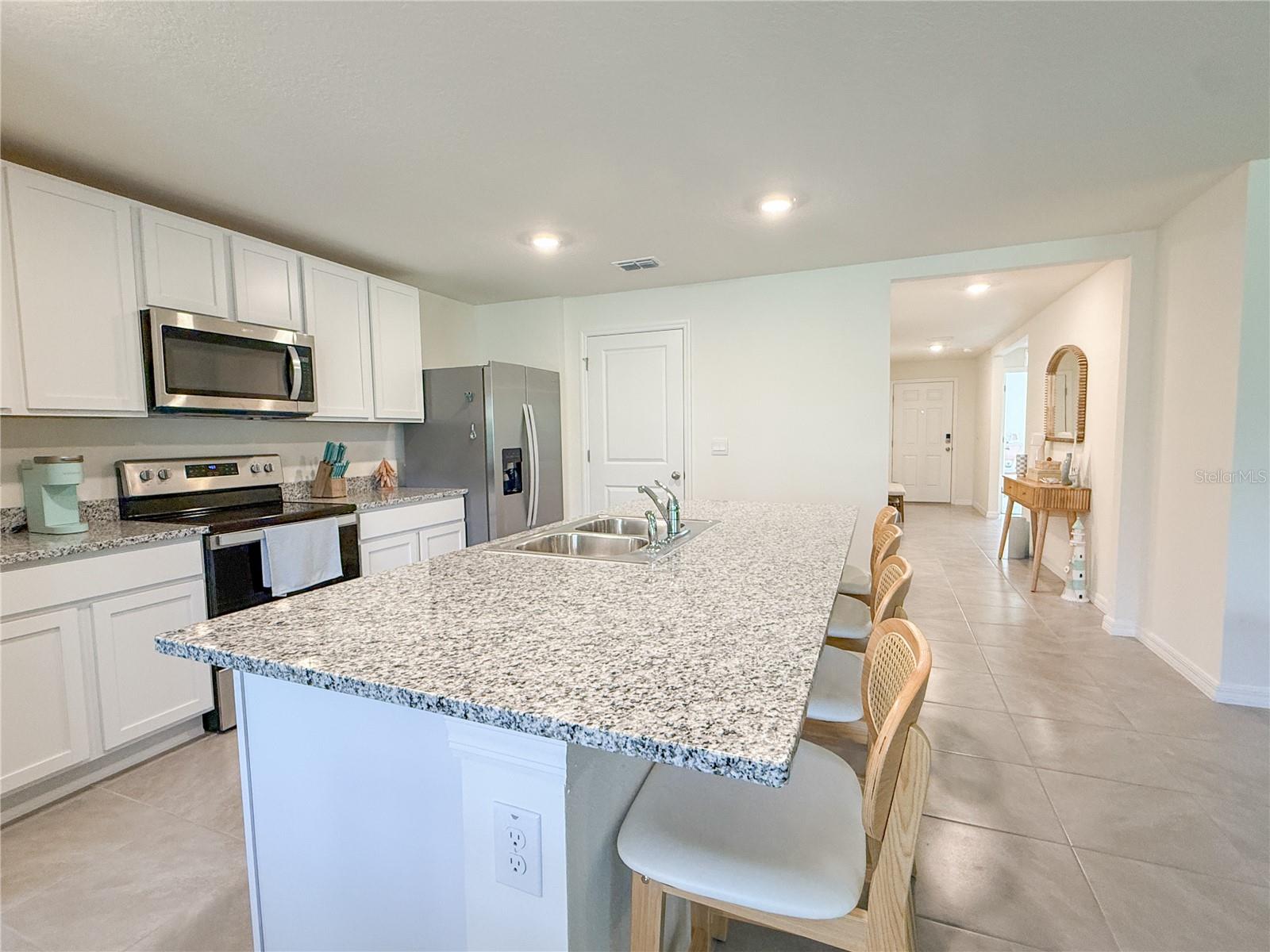 Image 14 of 51 For 13374 Mylion Way