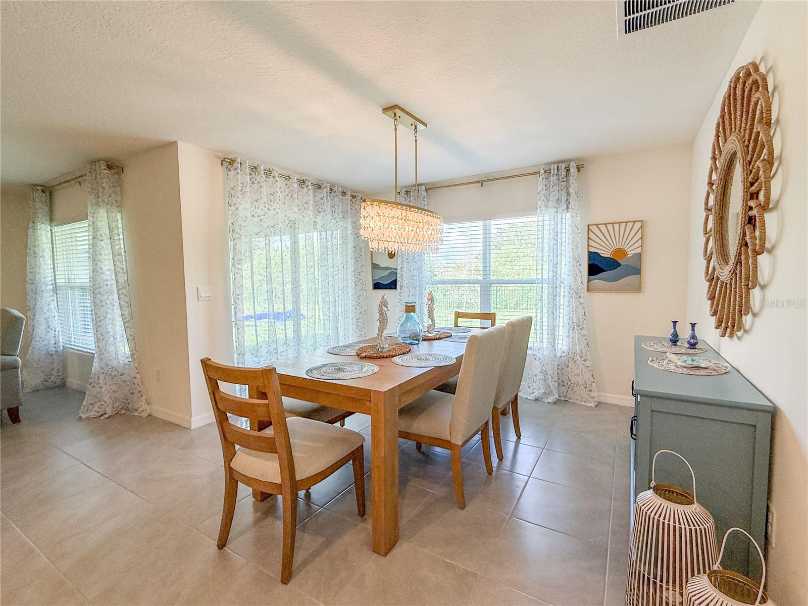 Image 15 of 51 For 13374 Mylion Way