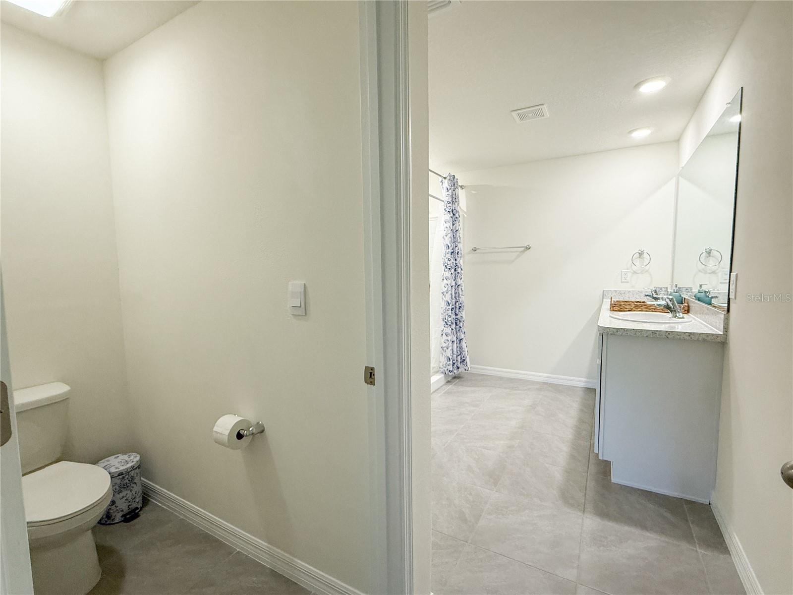 Image 27 of 51 For 13374 Mylion Way
