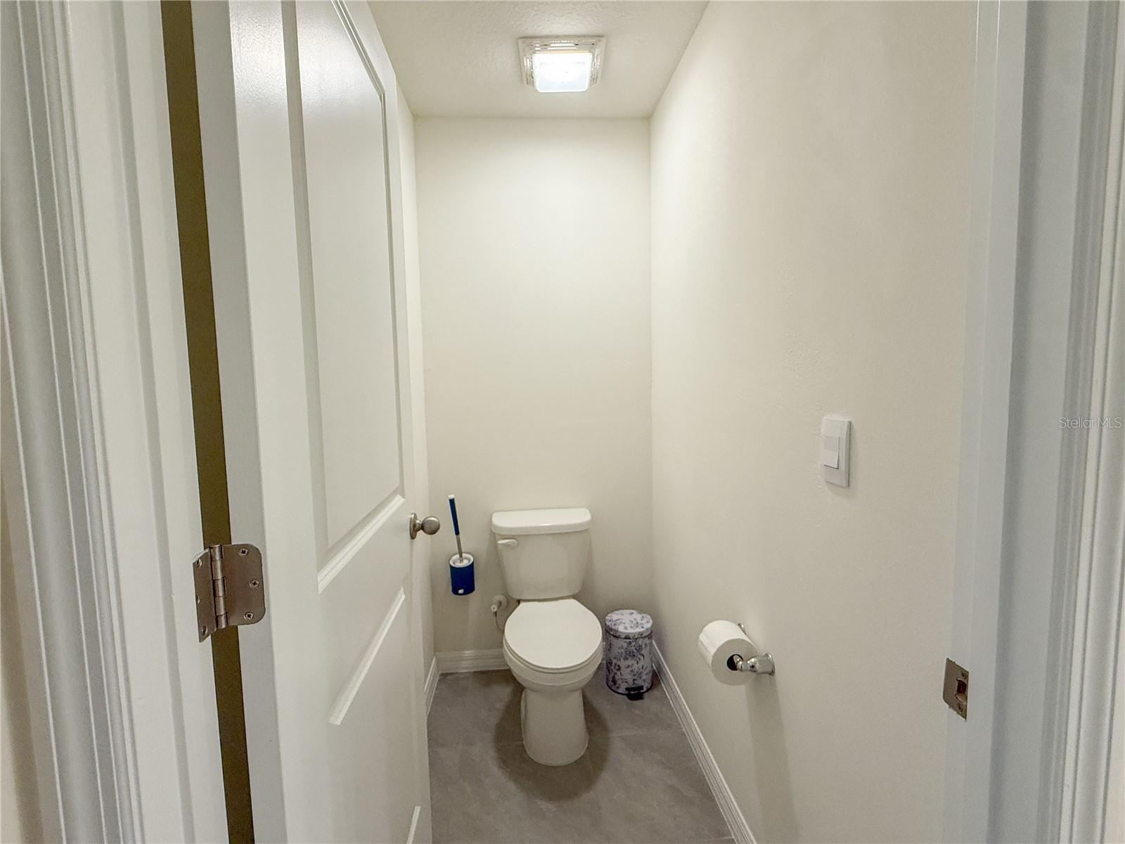 Image 28 of 51 For 13374 Mylion Way