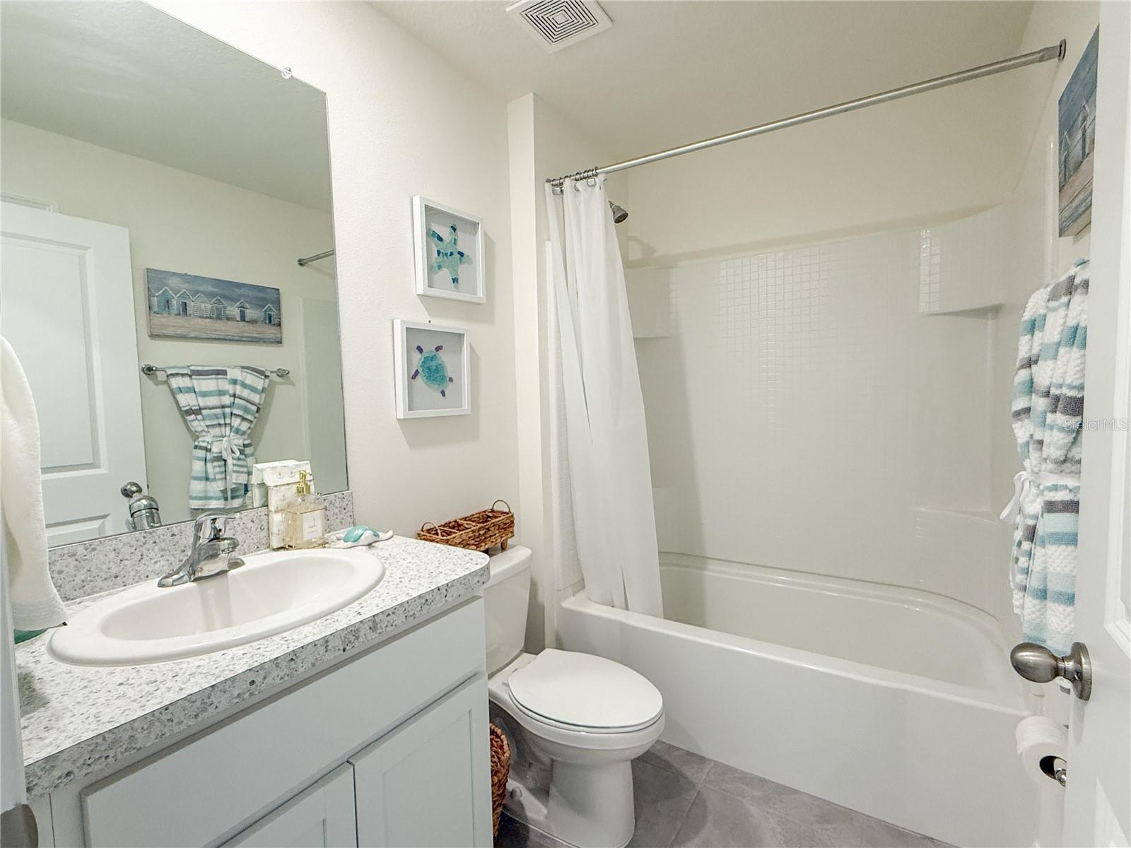 Image 38 of 51 For 13374 Mylion Way